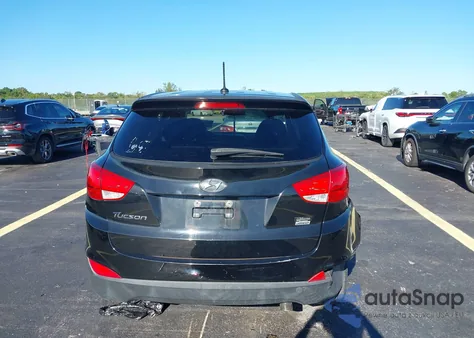 2015 Hyundai Tucson Gls z USA, uszkodzony, nr VIN KM8JTCAF4FU103290